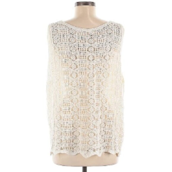 TIMING Crochet Top - Picture 7 of 7